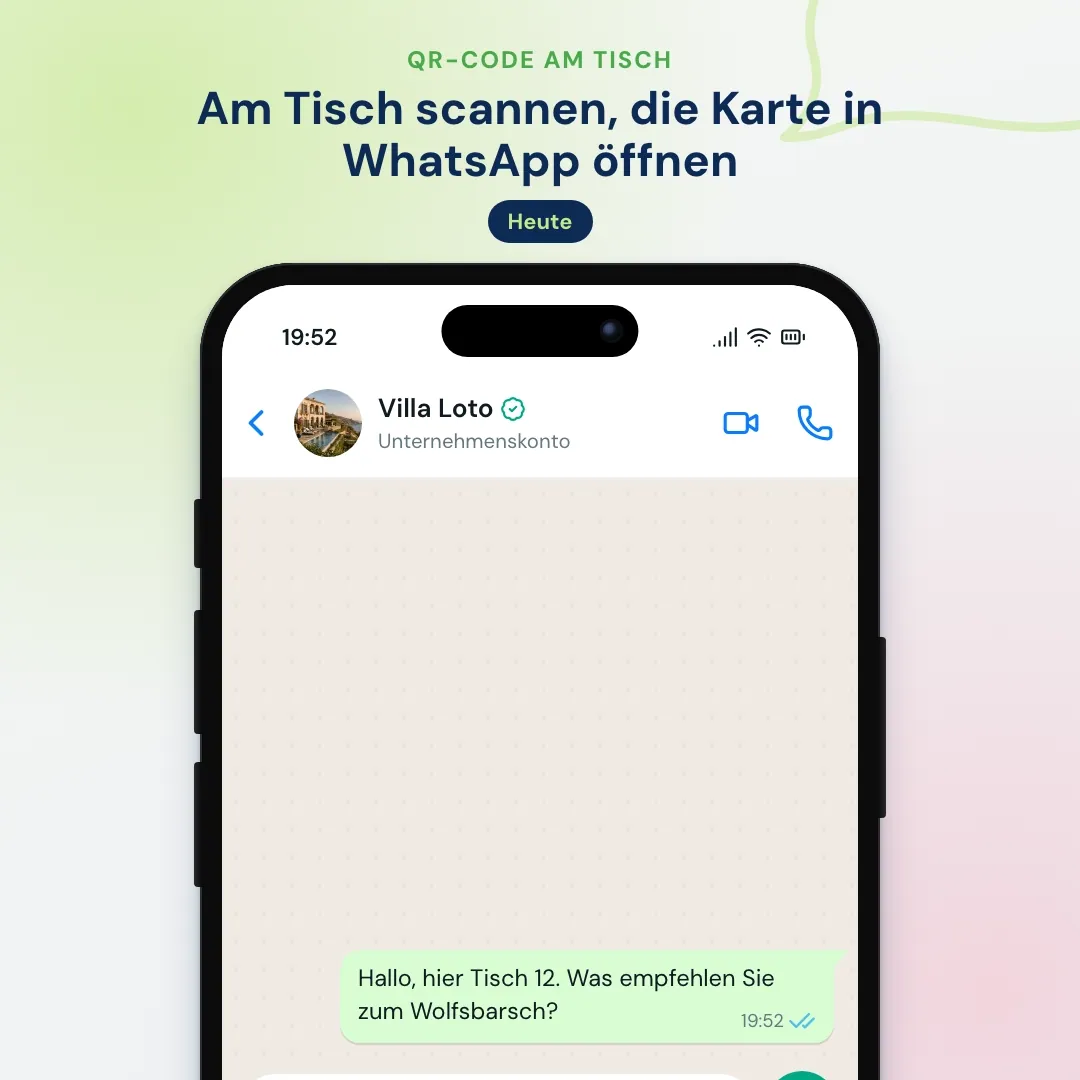 Gast an Tisch 12 im Hotelrestaurant fragt auf WhatsApp, was zum Wolfsbarsch passt; die KI empfiehlt Grünen Veltliner, der Service bringt ihn